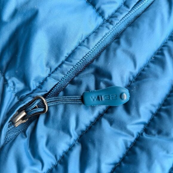 32 degrees Down/feather filled size s blue vest jacket - Picture 6 of 6